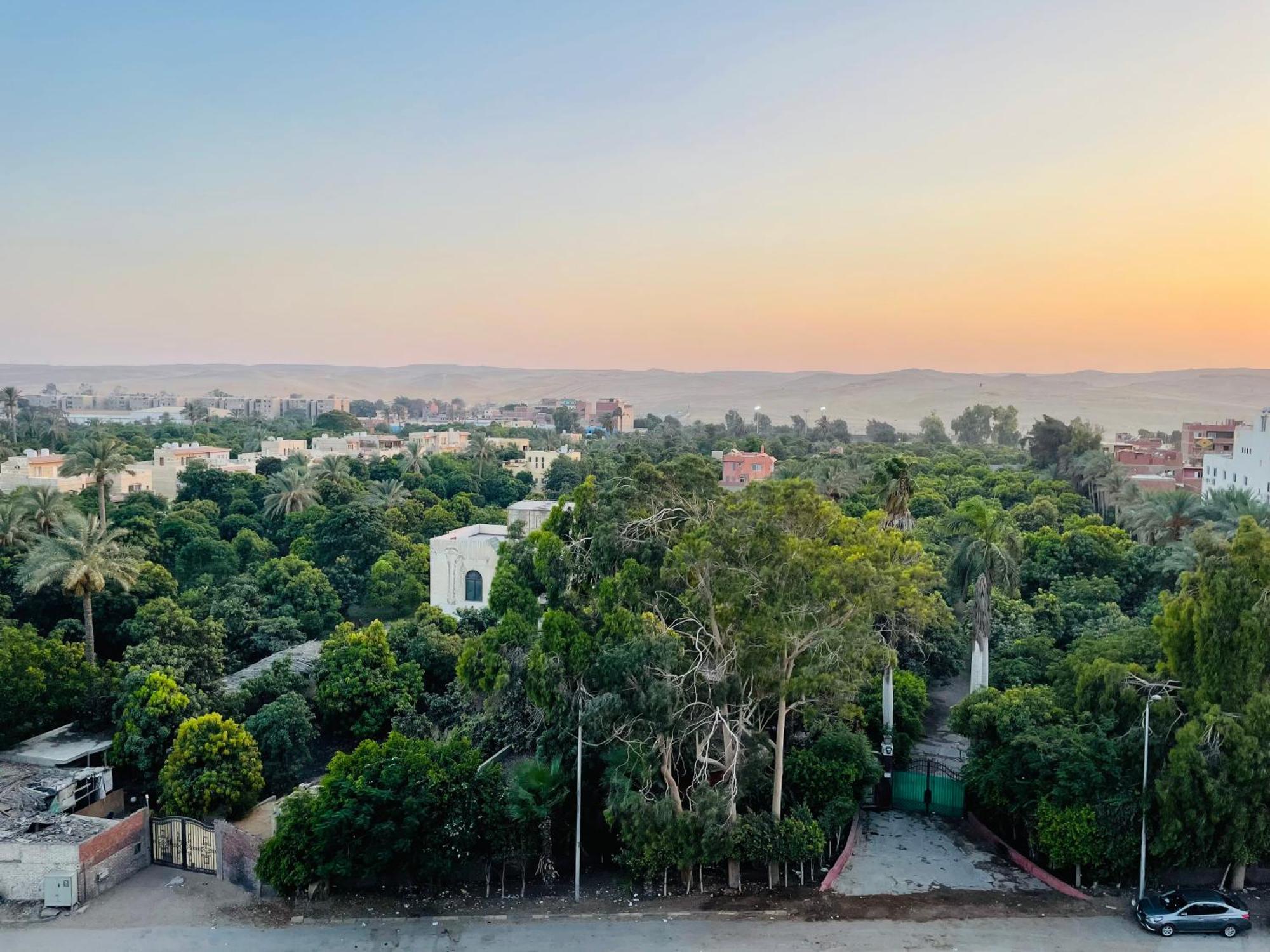 Golden Mask Pyramids Inn Kafret el-Gabal المظهر الخارجي الصورة